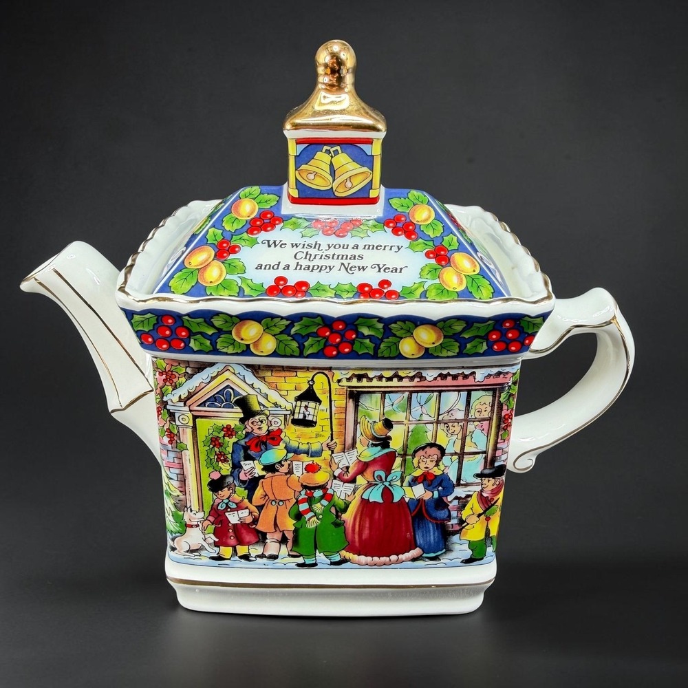Sadler England A Christmas Carol Teapot Victorian Carolers Holiday Gold Trim